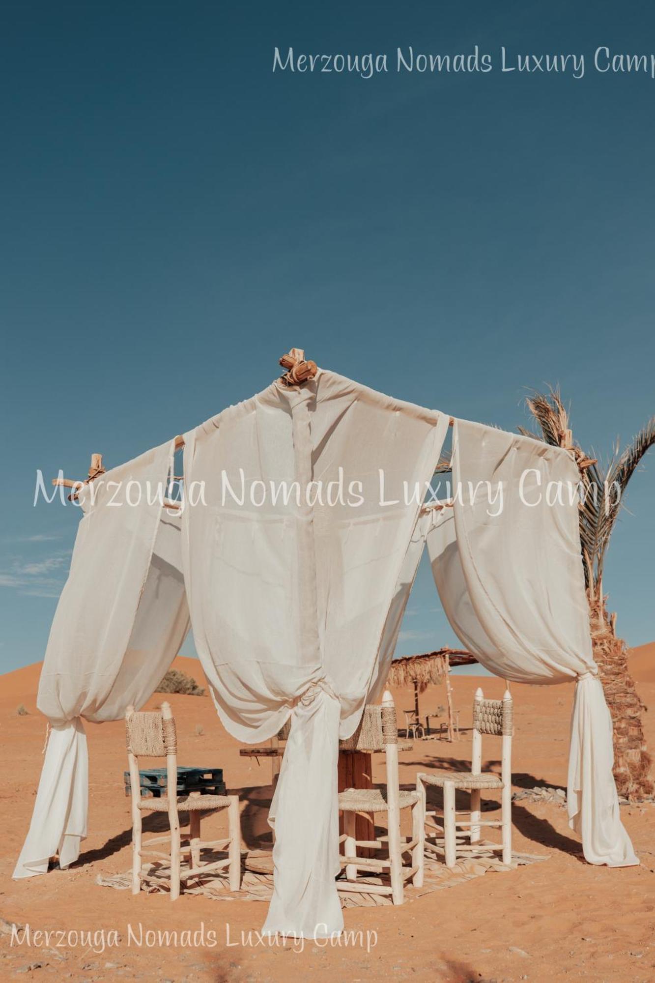 Merzouga Nomads Luxury Camp Esterno foto