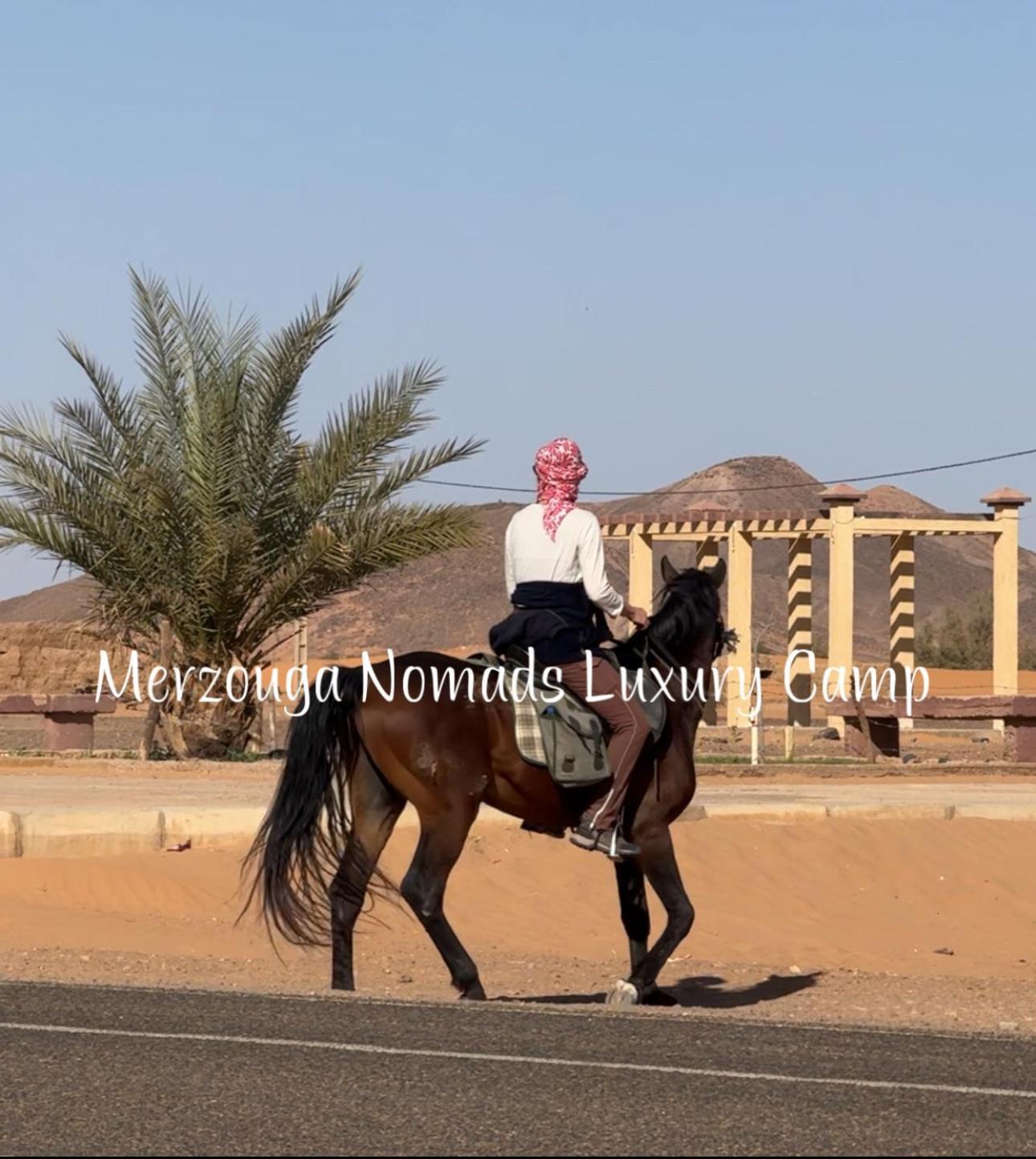 Merzouga Nomads Luxury Camp Esterno foto