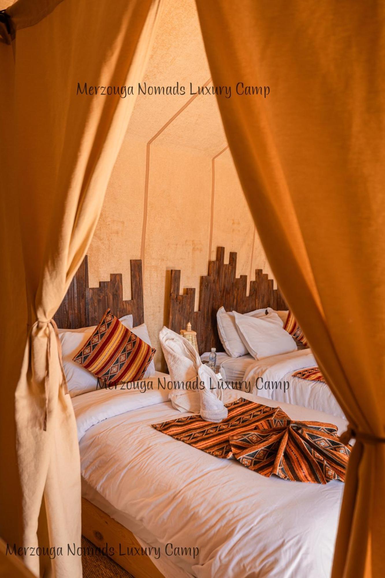 Merzouga Nomads Luxury Camp Esterno foto
