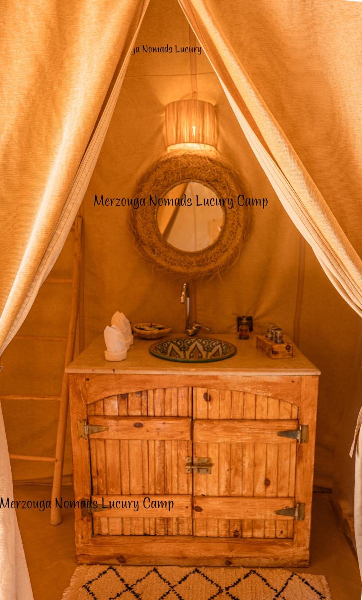 Merzouga Nomads Luxury Camp Esterno foto