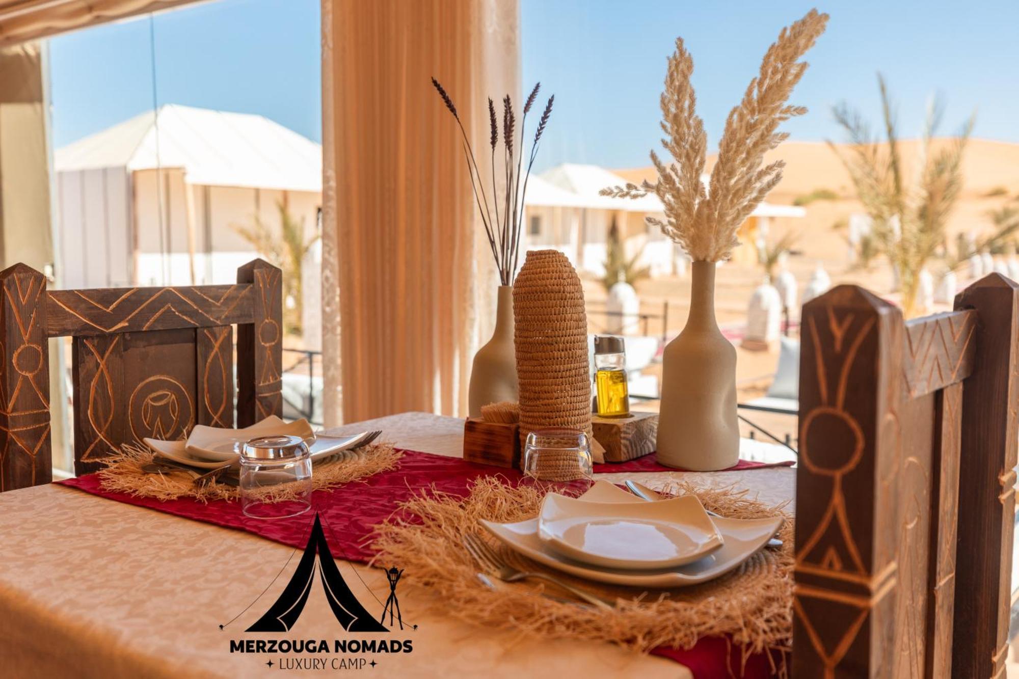 Merzouga Nomads Luxury Camp Esterno foto