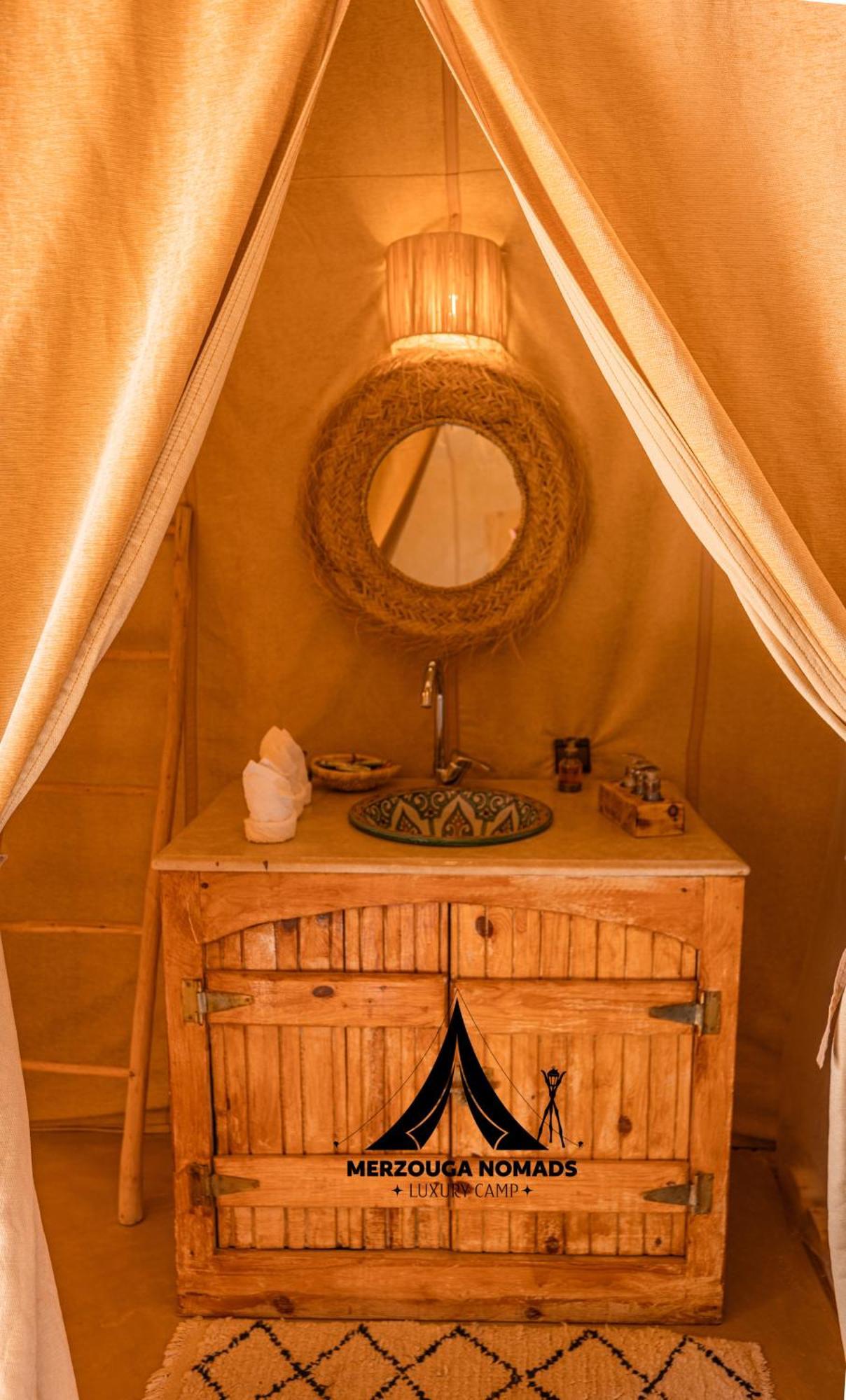 Merzouga Nomads Luxury Camp Esterno foto