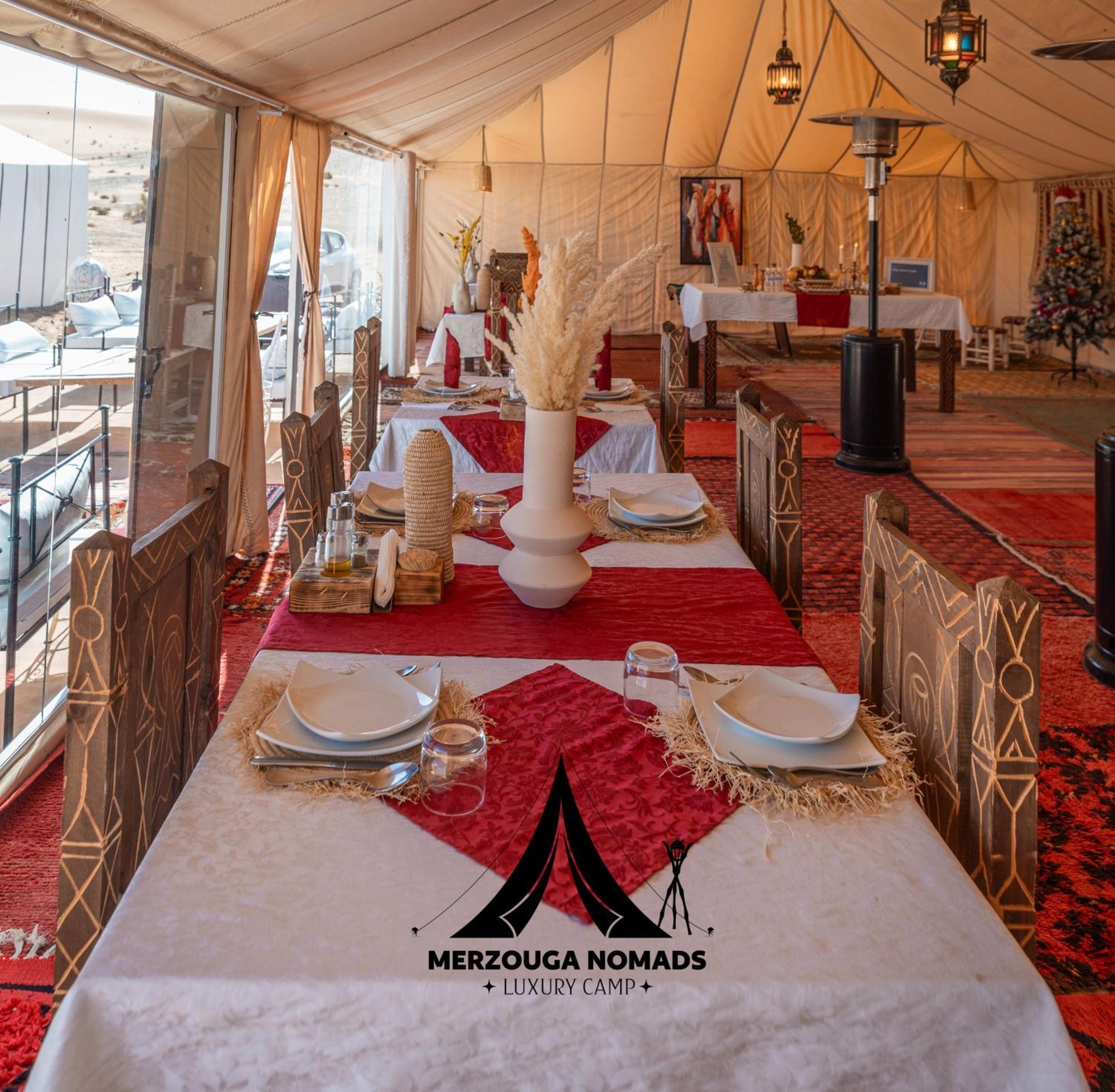 Merzouga Nomads Luxury Camp Esterno foto
